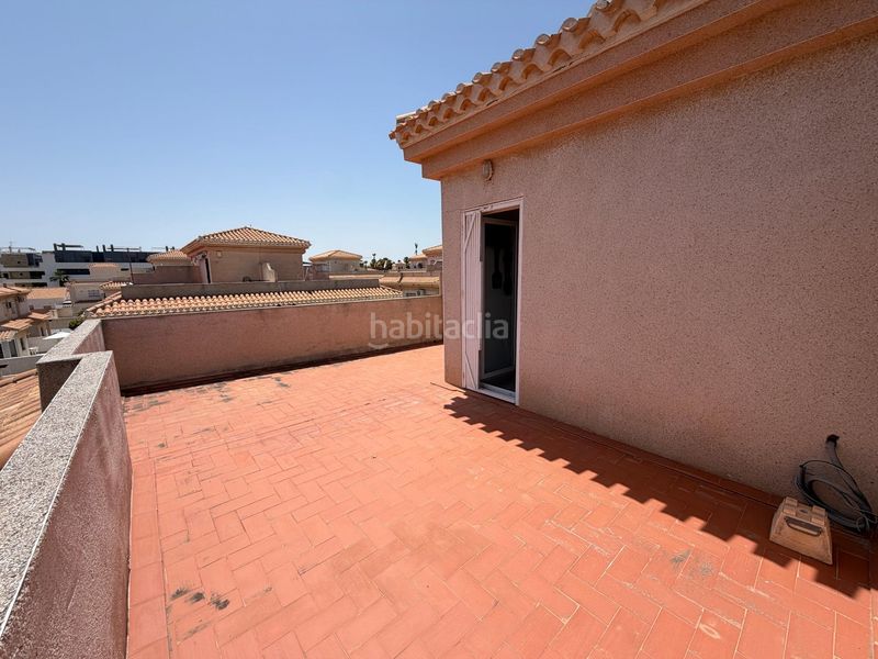 Foto 5c25e2ae-271b-4f19-a1e5-3fb1b4acb56a. Casa a Playa Flamenca Orihuela