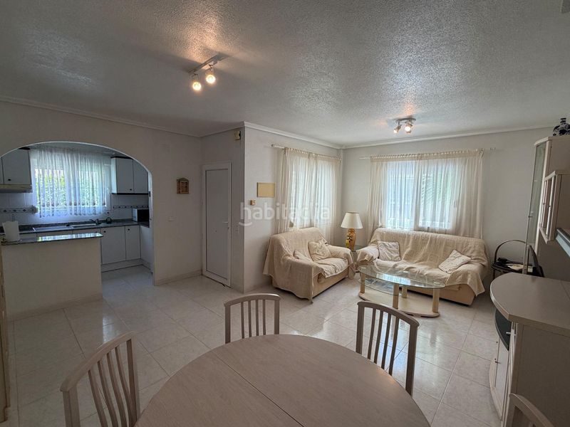 Foto 7908114f-f672-4734-9a1b-d32edde29b3b. Casa a Playa Flamenca Orihuela