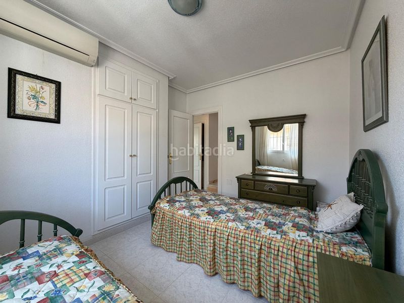 Foto a7de3cc2-3ea7-4696-9e30-3a4be539e617. Casa a Playa Flamenca Orihuela