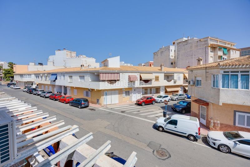 Foto e8e492d1-4059-4b05-8537-03b505cab8ea. Casa a El Acequión Torrevieja