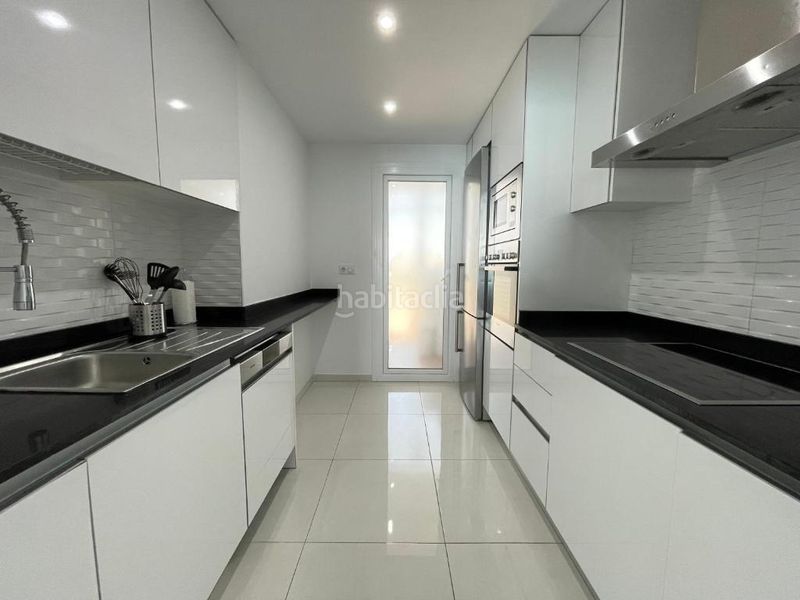 Foto b55c53d4-cfd1-4c61-8622-94a2d8ebf75d. Apartament amb aparcament a Punta Prima Torrevieja