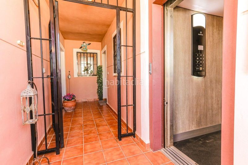 Foto c39407a6-ed76-4c51-a0c6-bc69929dcf58. Apartament a Los Almendros Orihuela