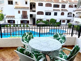 Apartment in Cabo Roig. Apartamento reformado de 2 habitaciones con vistas a la piscina