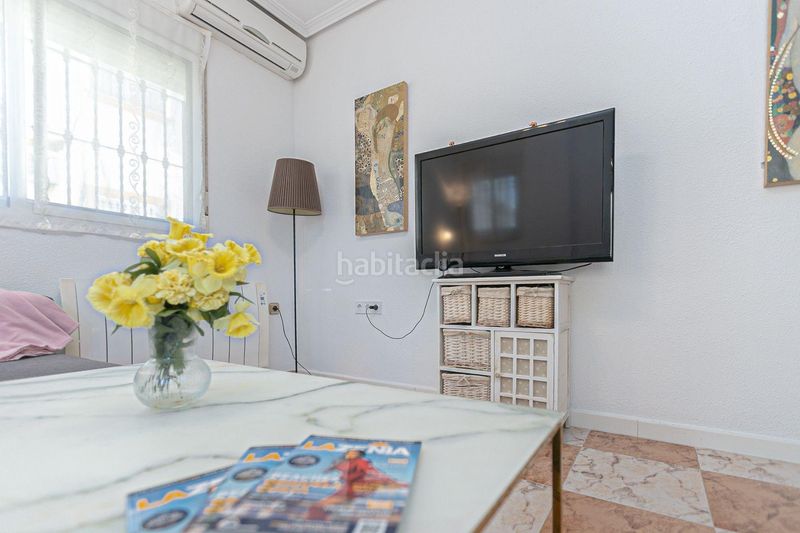 Foto 54a9646f-1117-4891-9d1a-6d5d35ee90c8. Casa amb aparcament a Playa Flamenca Orihuela