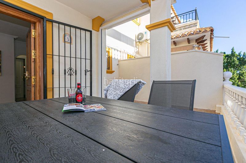 Foto caab7780-7348-48bb-bc5c-17110a8a09f4. Casa amb aparcament a Playa Flamenca Orihuela