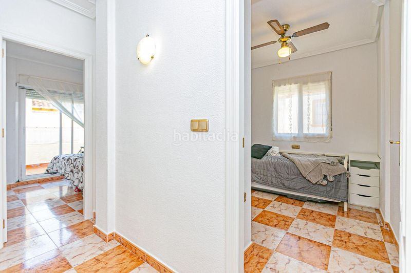 Foto d46511d0-9654-4790-853b-2ce8161e6a2d. Casa amb aparcament a Playa Flamenca Orihuela