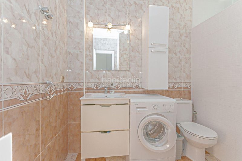 Foto f2f321a0-5091-47fb-83a5-f4cd2d5a9690. Casa amb aparcament a Playa Flamenca Orihuela