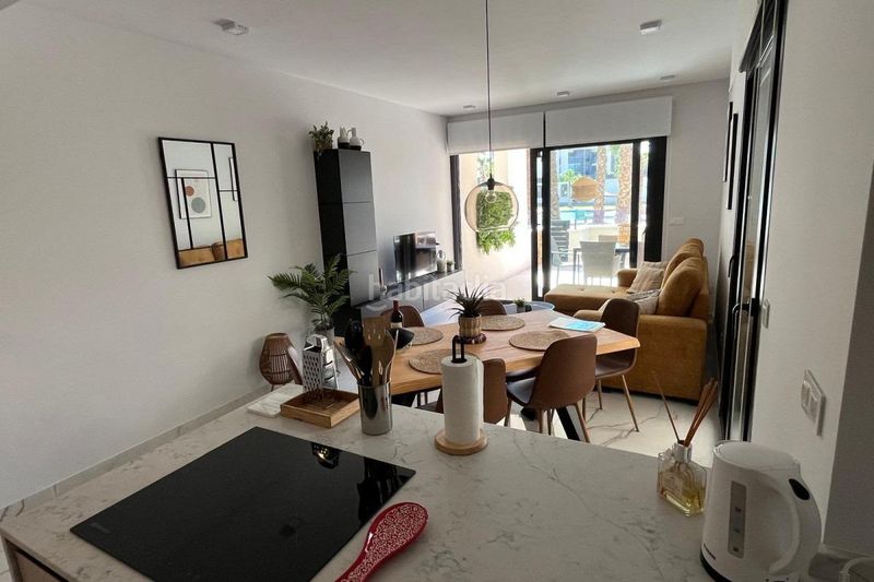 Foto 90a8314e-da83-42b0-af6c-e3810f8d3034. Apartament amb aparcament a La Florida Orihuela
