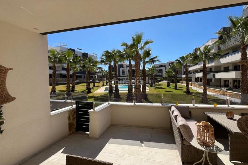 Foto a12a0b2c-8a31-44f6-b250-1811a41cdfc8. Apartament amb aparcament a La Florida Orihuela