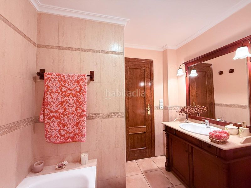 Foto 1a02d1f1-3c31-4b68-9259-4ef017a856db. Chalet con parcheggio in Los Balcones-Los Altos Torrevieja