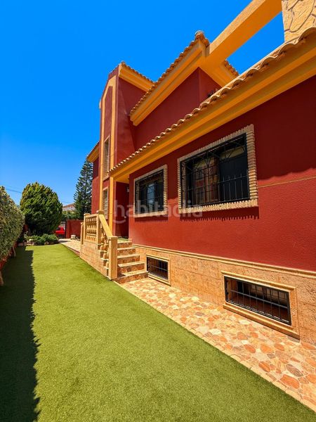 Foto 3491a3b9-8a51-474c-a493-d739d0319c03. Chalet con parcheggio in Los Balcones-Los Altos Torrevieja