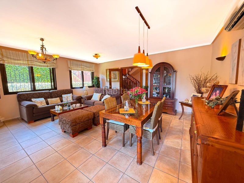 Foto 4c9e02df-9184-40d9-ba30-f308fc8e860e. Chalet con parcheggio in Los Balcones-Los Altos Torrevieja