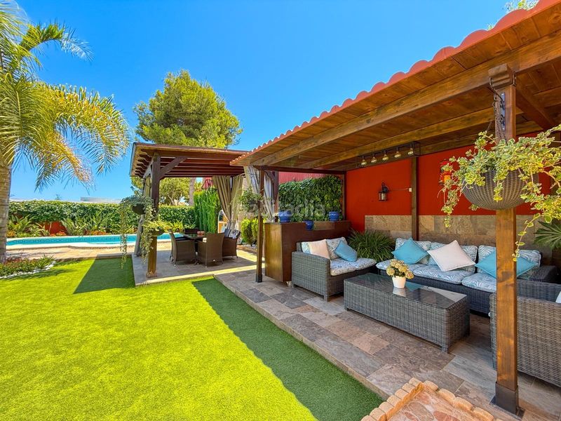 Foto 7c5e2875-43a2-4eb5-abd6-4bb37c439dda. Chalet con parcheggio in Los Balcones-Los Altos Torrevieja