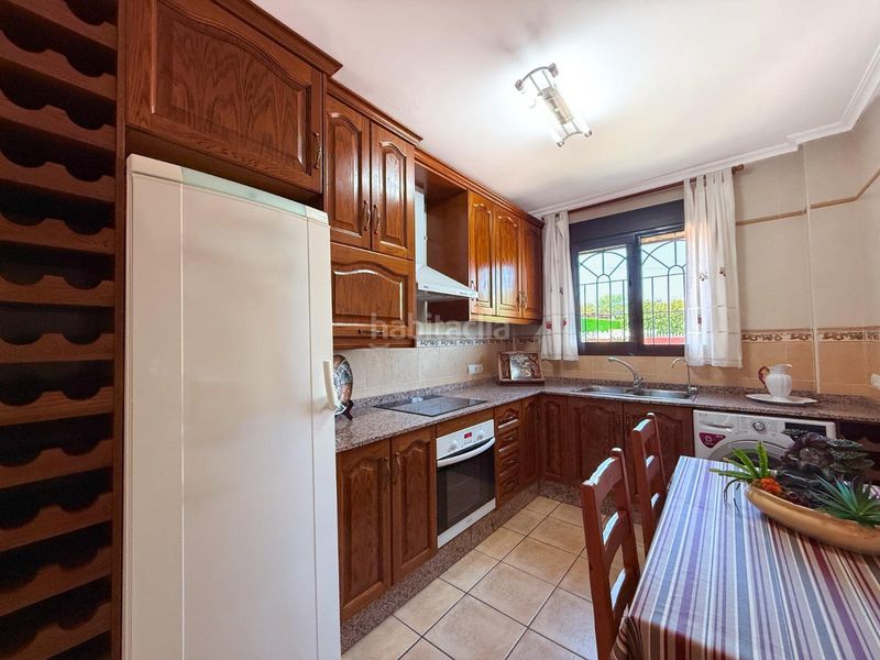 Foto b9786a6c-1a29-4570-be33-f04d454bf829. Chalet con parcheggio in Los Balcones-Los Altos Torrevieja