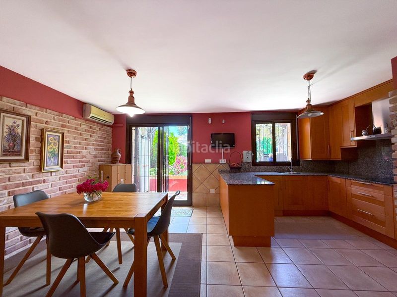 Foto e2a22c26-b0fa-4306-815d-95377b20d658. Chalet con parcheggio in Los Balcones-Los Altos Torrevieja