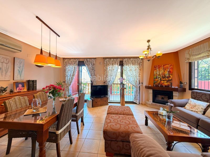 Foto f797eda8-d11d-4d7a-a9b4-92e10582314b. Chalet con parcheggio in Los Balcones-Los Altos Torrevieja