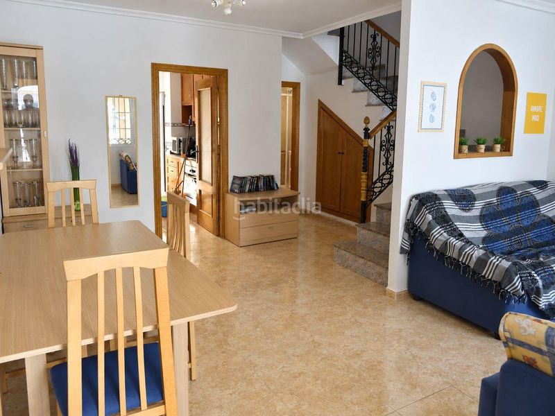 Foto c0d607e8-9cc1-44c5-a1b7-f34f4c828100. Casa preciosa casa adosada de 3 habitaciones en villamartín en Orihuela