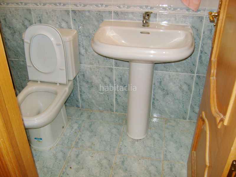 Foto ac471dd2-5fa8-4191-a67b-c3eb014a844d. Xalet amb xemeneia calefacció aparcament piscina a Guadalajara