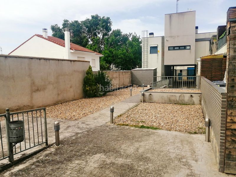 Foto f9aaf3e1-2dc5-4b63-bd38-eb1c7380f313. Dúplex amb calefacció aparcament piscina a Iriépal-Taracena-Valdenoches Guadalajara