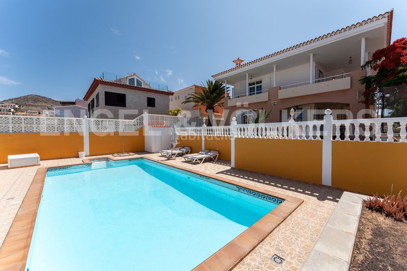 Foto dd805d30-af73-40d9-ba66-a17ce621e8c8. Casa amb calefacció aparcament piscina a Arguineguín Mogán