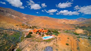Casa  Cortijo del peñón. Cortijo del peñón un oasis patrimonial de paz y exclusividad en