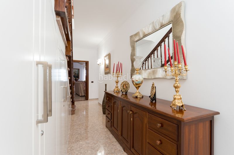 Foto 1faf7ba3-5e6d-41e7-b4df-c3f430298757. Casa adossada amb calefacció aparcament a San Juan Telde