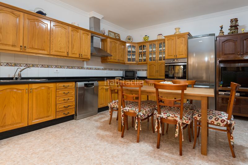 Foto bfcf014d-93b9-47bf-b0b8-c2bc1731cee8. Casa adossada amb calefacció aparcament a San Juan Telde