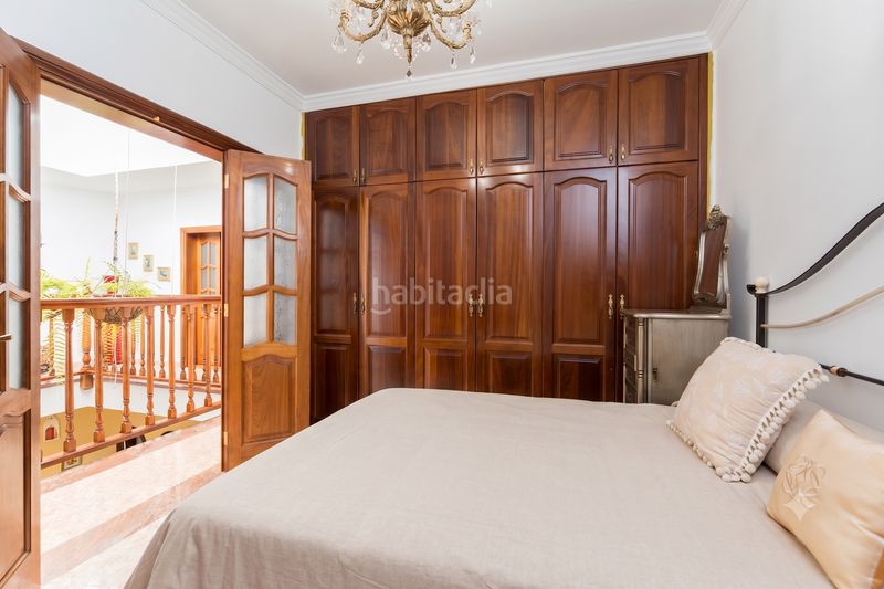 Foto c44455d1-4510-4fc0-b289-d401bef4796d. Casa adossada amb calefacció aparcament a San Juan Telde