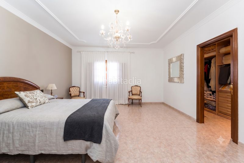 Foto ddce07ae-e9ec-4998-b589-b14bd6efe62e. Casa adossada amb calefacció aparcament a San Juan Telde