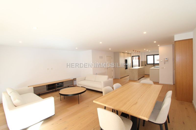 Foto 12666aaa-dd48-4c94-9e28-b5f2409ba6c9. Pis amb calefacció aparcament a Jaume III Palma de Mallorca