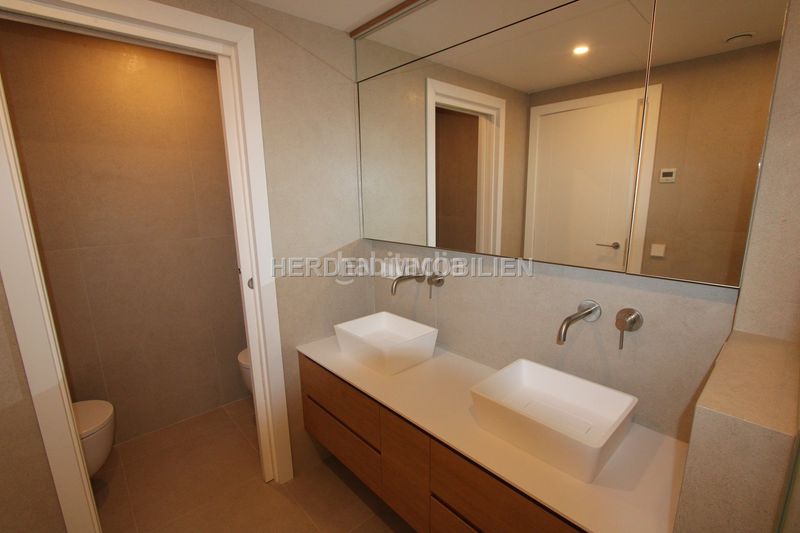 Foto 541712f1-55db-41b5-ad8a-7463cbcc248f. Pis amb calefacció aparcament a Jaume III Palma de Mallorca