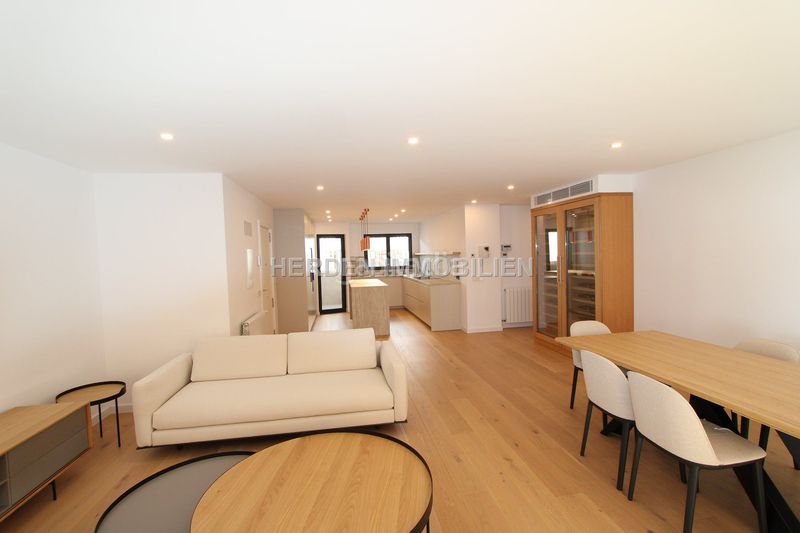 Foto 7d9b1b21-c103-4c04-a50f-49f90969da77. Pis amb calefacció aparcament a Jaume III Palma de Mallorca