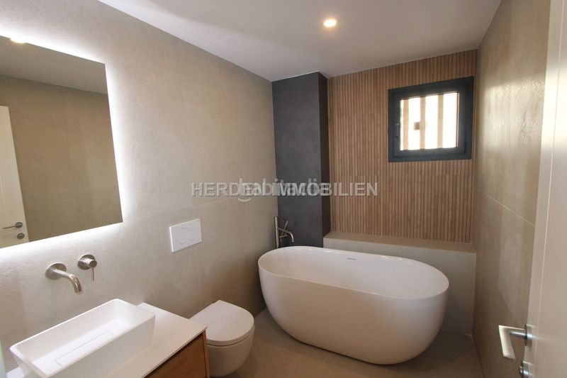 Foto 7f0e365c-7544-451b-91bb-37ecbea5f19b. Pis amb calefacció aparcament a Jaume III Palma de Mallorca