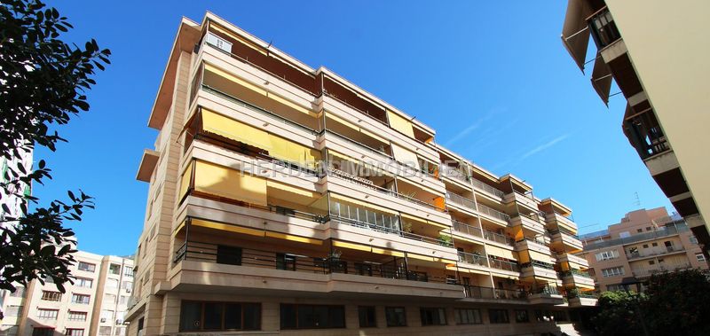 Foto 8564ec5c-ba99-41f3-a8f1-8a8d1317b5cb. Pis amb calefacció aparcament a Jaume III Palma de Mallorca