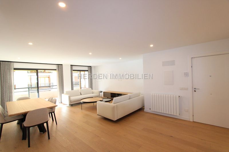 Foto 9366e56b-b636-4a04-b0f6-cbcd453d2b8c. Pis amb calefacció aparcament a Jaume III Palma de Mallorca