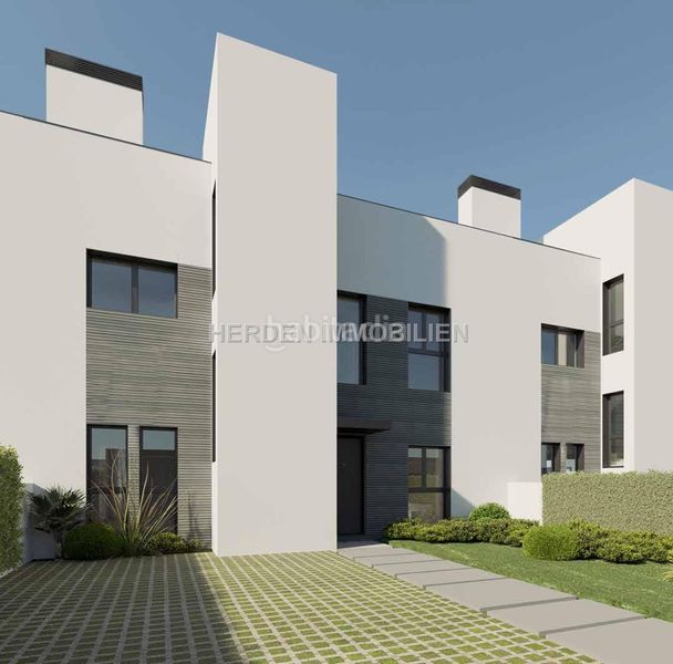 Foto 100f89b6-5b0c-4fb0-bcb6-c7ecfcf2b469. Casa adossada amb calefacció aparcament piscina a Palma de Mallorca