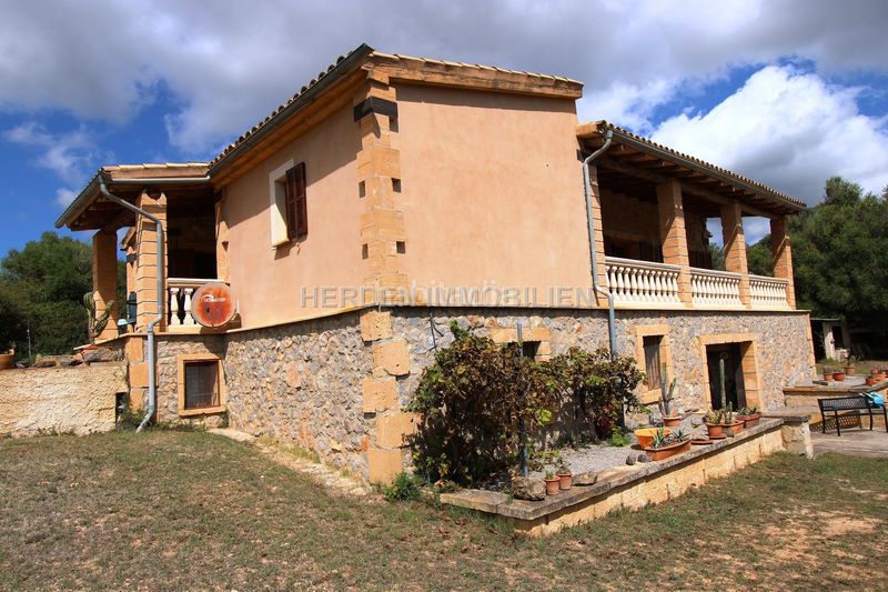 Foto 7d3e00d4-c5d4-454e-89be-55506fd806d8. Casa amb calefacció aparcament a Manacor centre Manacor