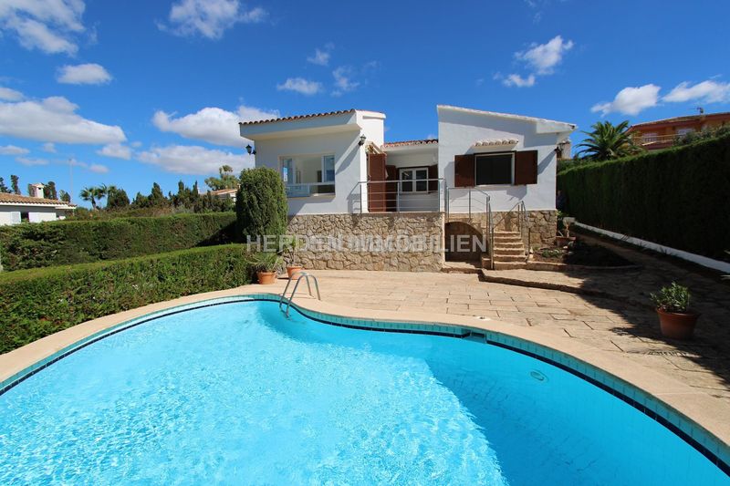Foto af19ab7d-9176-44dc-afc6-fe47ca636cec. Casa amb calefacció aparcament piscina a Badia Blava-Badia Gran-Tolleric Llucmajor