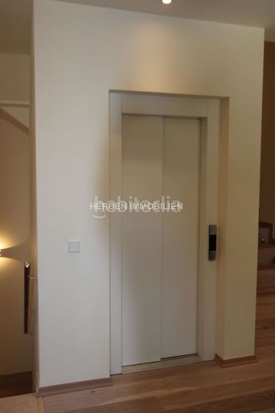 Foto 162c9711-200d-41a7-9026-d7ba63bbe9a8. Casa amb calefacció aparcament piscina a El Sindicat Palma de Mallorca