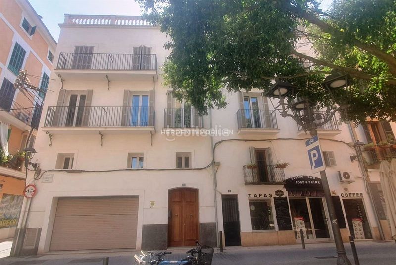 Foto 5bd51948-ea55-46b8-9cb8-be084c3074d1. Casa amb calefacció aparcament piscina a El Sindicat Palma de Mallorca