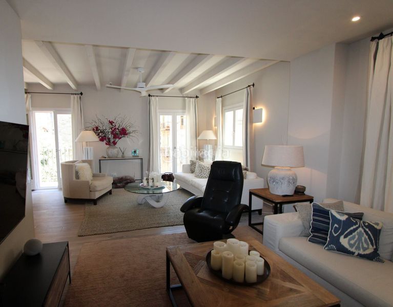 Foto 5f193ba9-5f22-40b5-9079-0aa2e9eb41a6. Casa amb calefacció aparcament piscina a El Sindicat Palma de Mallorca