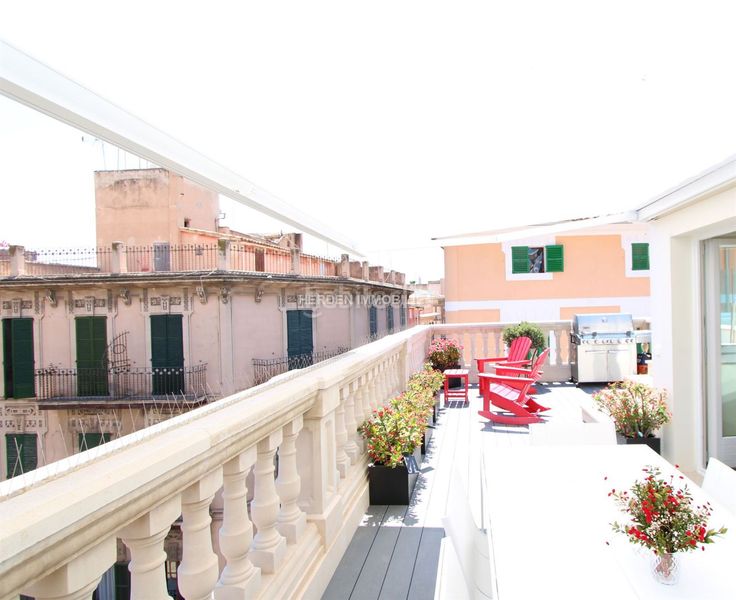 Foto bc0cc7ea-da1e-466a-92e2-0b7f6ad22c10. Casa amb calefacció aparcament piscina a El Sindicat Palma de Mallorca