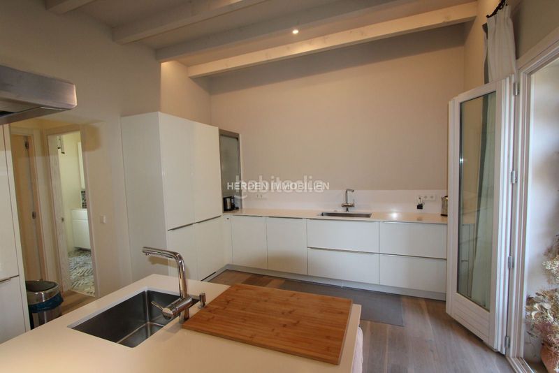 Foto d72584d7-b124-410c-8a94-6dde2a915c37. Casa amb calefacció aparcament piscina a El Sindicat Palma de Mallorca