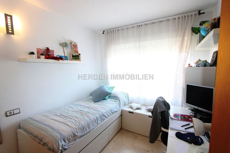 Foto be2a6d69-bf8b-421e-9f35-1c7e49987a91. Casa adossada amb calefacció aparcament a Son Serra-Sa Vileta Palma de Mallorca