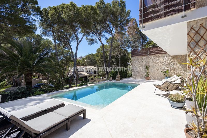 Foto f3450d5a-96b7-416d-8244-8a4a69424010. Casa amb aparcament piscina a Costa de la Calma Calvià