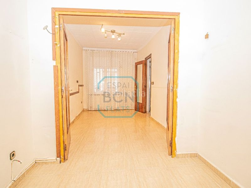 Foto aae4ddca-3359-4406-8b87-f06a4246c1af. Maison dans Centre Sabadell