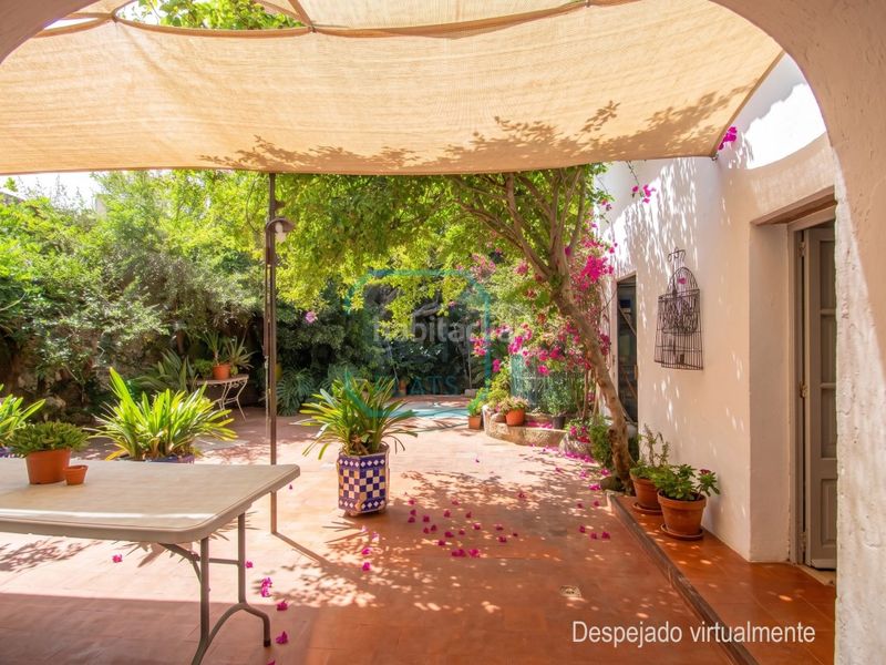 Foto b6f15e86-949c-4e9a-aa62-12aa2a23394f. Casa amb aparcament a Arenys de Munt