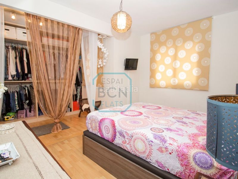 Foto 3f9acb0c-2b20-452c-be9b-73798599ba2a. Duplex con parcheggio in Sant Andreu de Palomar Barcelona