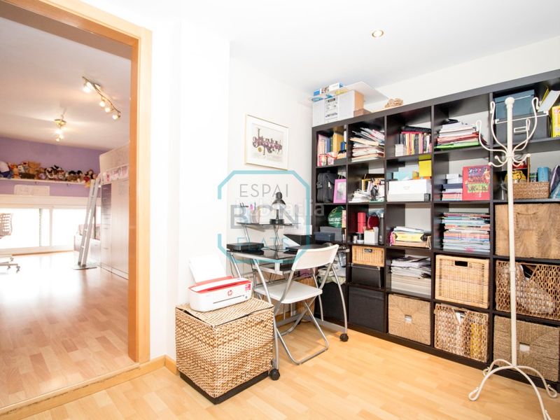 Foto baa9e05a-7857-45dc-8db8-b8d2cec68b03. Duplex con parcheggio in Sant Andreu de Palomar Barcelona