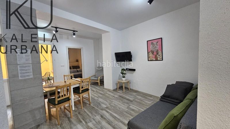 Foto a9c267fa-707d-4f3e-861e-298171ae2c9c. Edifici a Carolinas Bajas Alicante